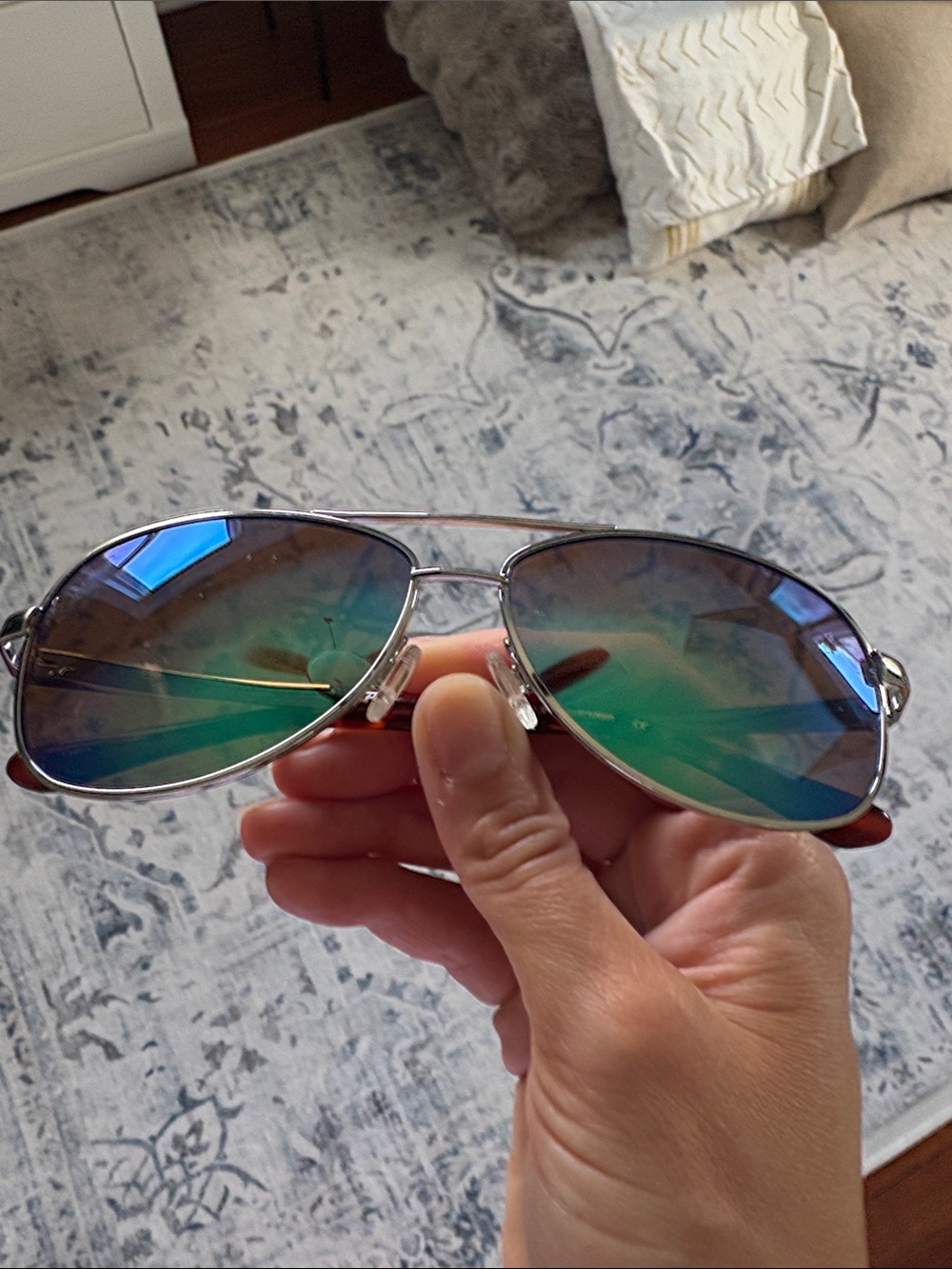 Pepper’s Men's Aviator Sunglasses with Blue-Purple Mirrored Lenses polarized.